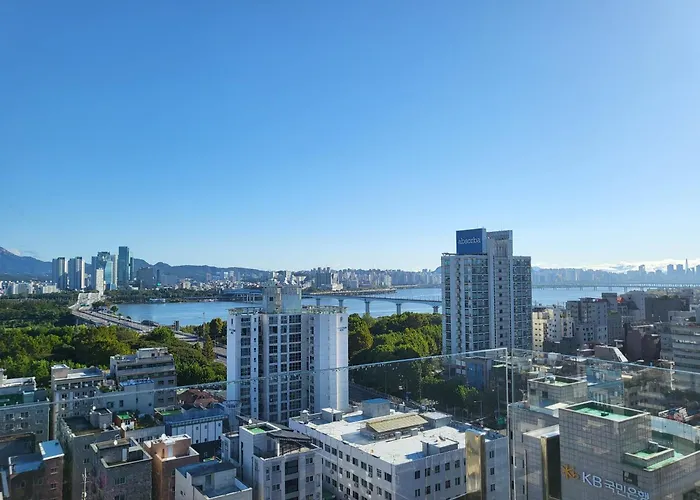 Sunu - 45m Panoramic River View - 4m Ceiling