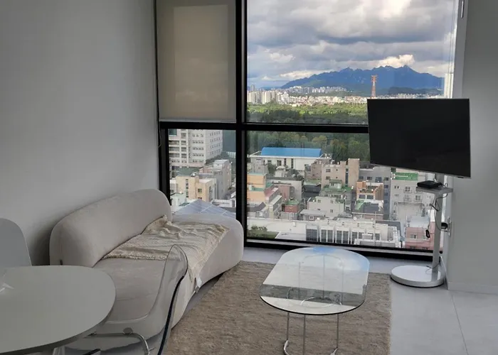 게스트하우스 Sunu - 45m Panoramic River View - 4m Ceiling 서울특별시