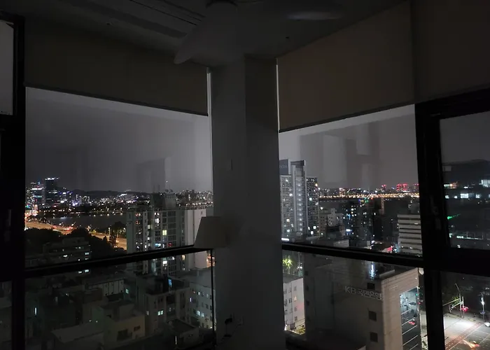 게스트하우스 Sunu - 45m Panoramic River View - 4m Ceiling 서울특별시