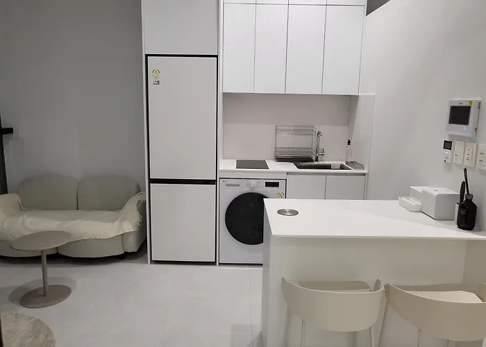 Sunu - 45m Panoramic River View - 4m Ceiling 3*