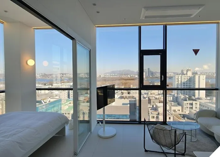 Sunu - 45m Panoramic River View - 4m Ceiling 3* 서울특별시