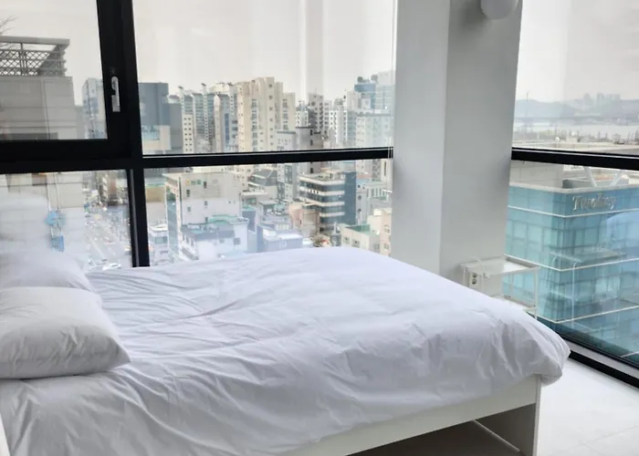 Гостевой дом Sunu - 45m Panoramic River View - 4m Ceiling 3*